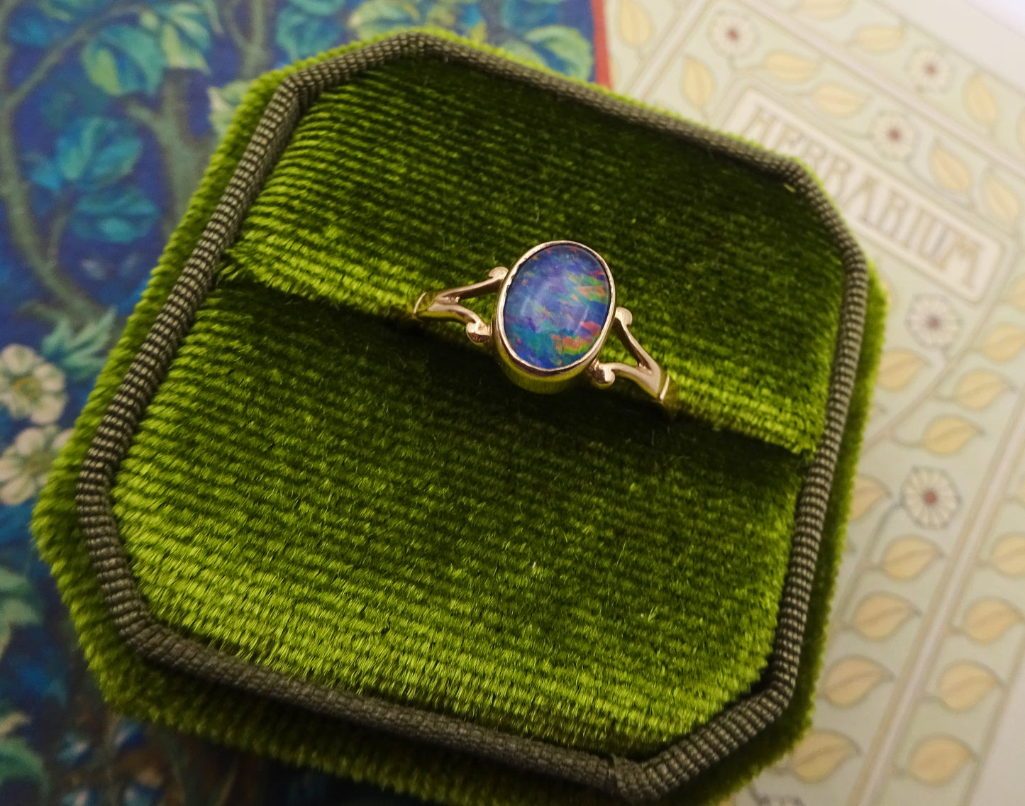 9ct Gold Opal Triplet Ring