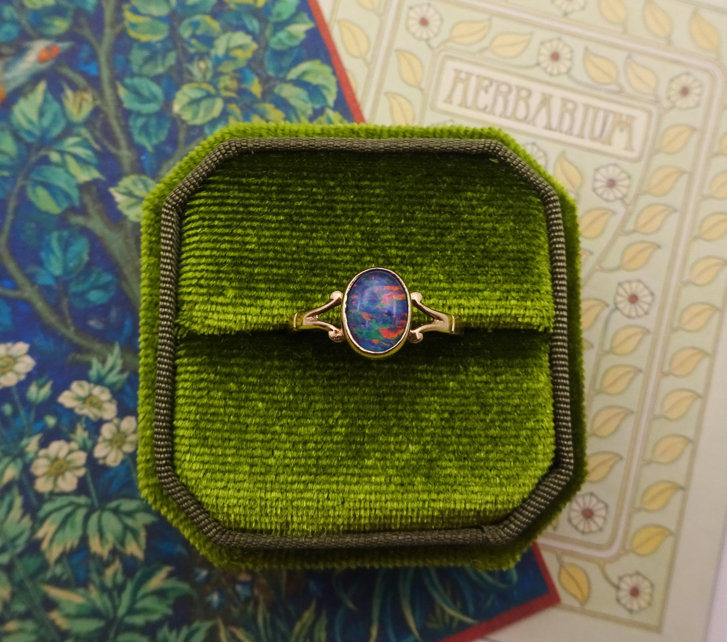 9ct Gold Opal Triplet Ring